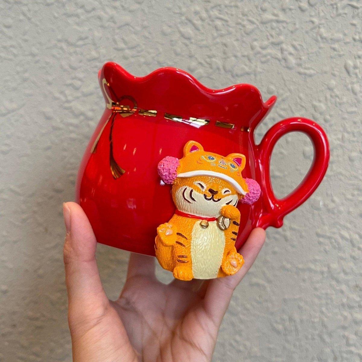 Red Coin Pouch with Tiger Ceramic Mug 414ml / 14oz (Starbucks China Chinese Lunar New Year of Tiger Collection)